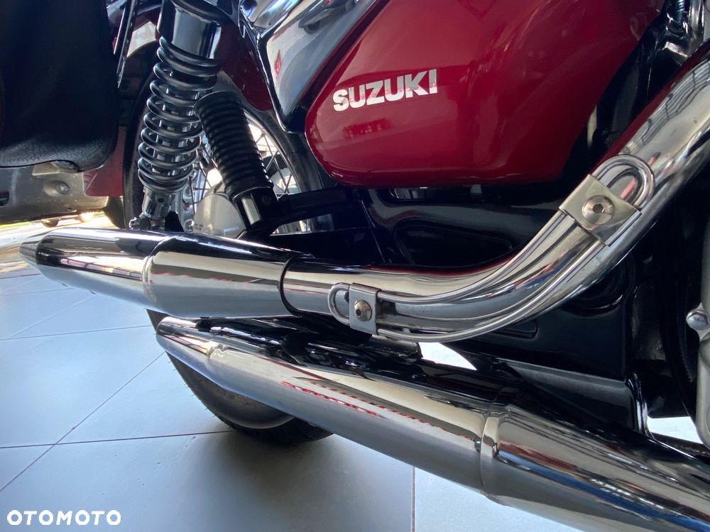 Suzuki Intruder - 39