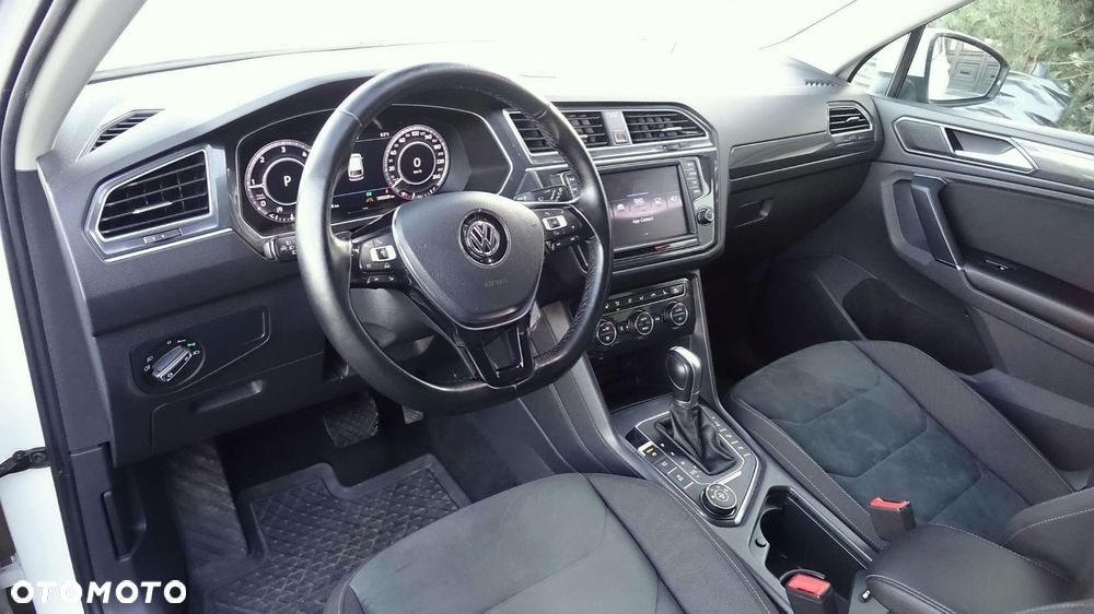 Volkswagen Tiguan - 5