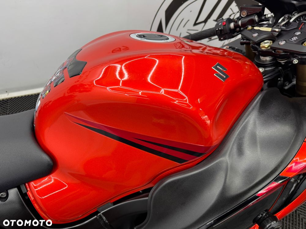 Suzuki GSX-R - 28