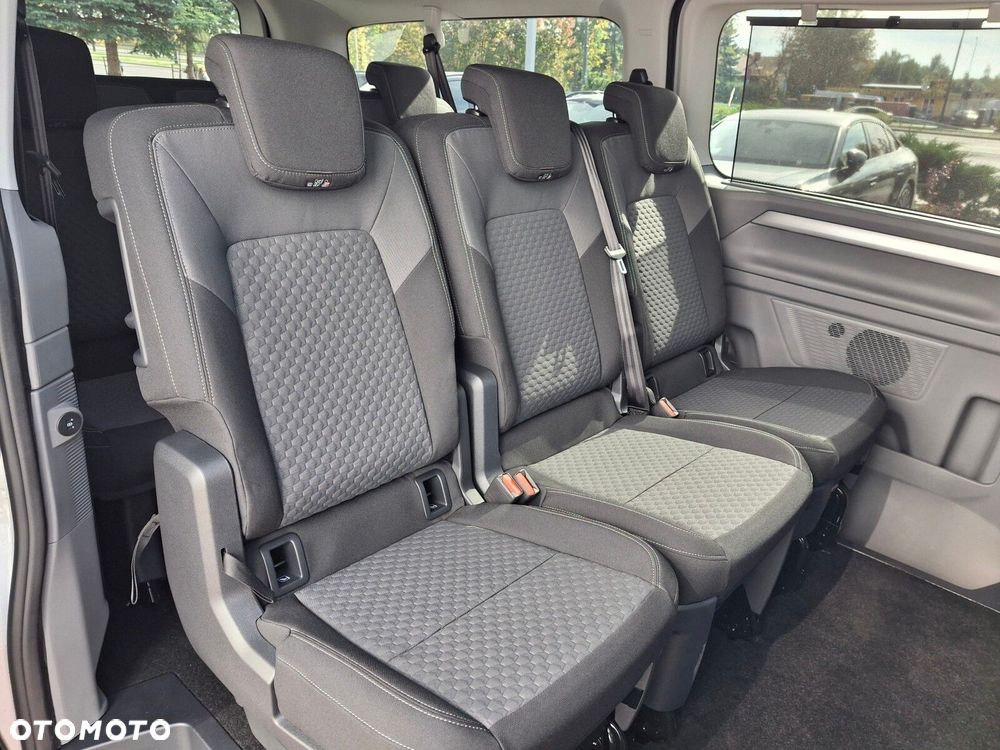 Volkswagen Caravelle - 38