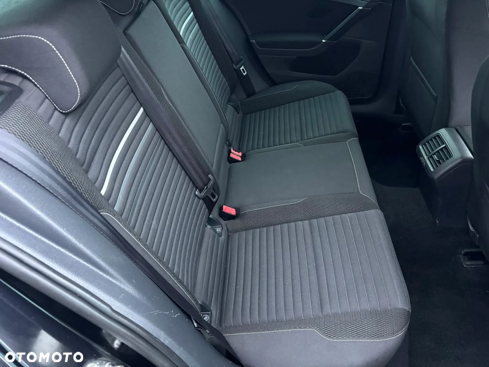 Volkswagen Golf 1.2 TSI BlueMotion Technology Cup - 27