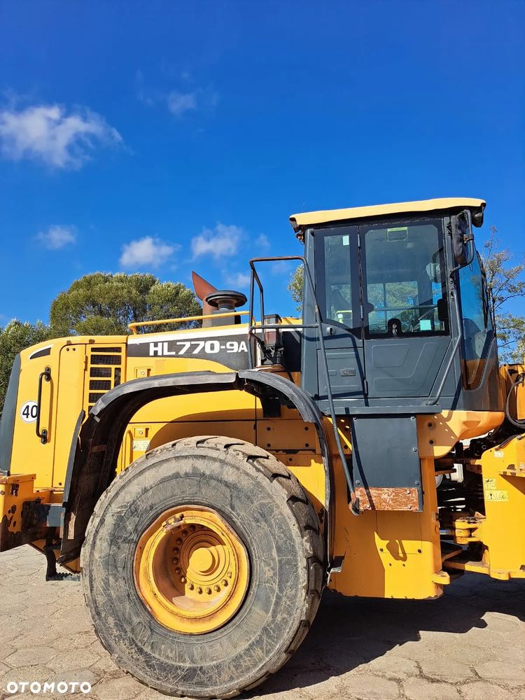 Hyundai 770-9A - 4