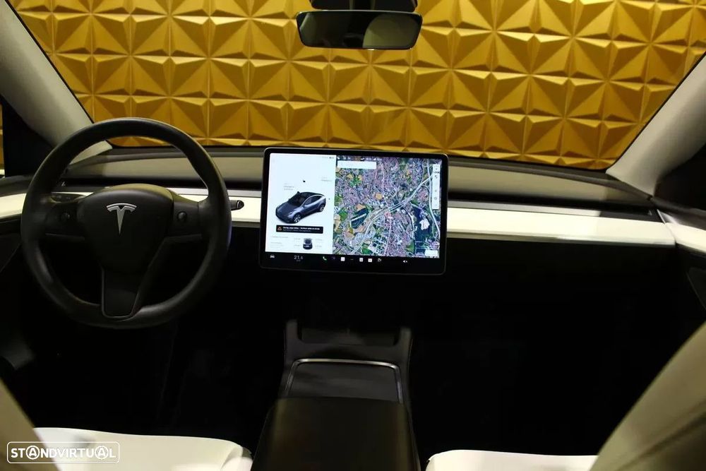 Tesla Model Y Long Range Tração Integral - 23