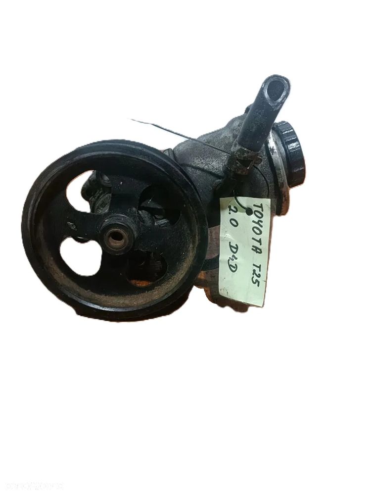 TOYOTA AVENSIS T25 03-09 2,0 D4D pompa wspomagania * - 1