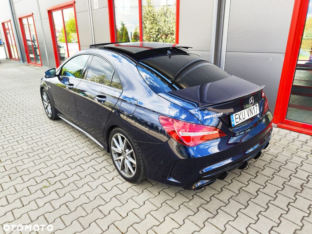 Mercedes-Benz CLA - 36