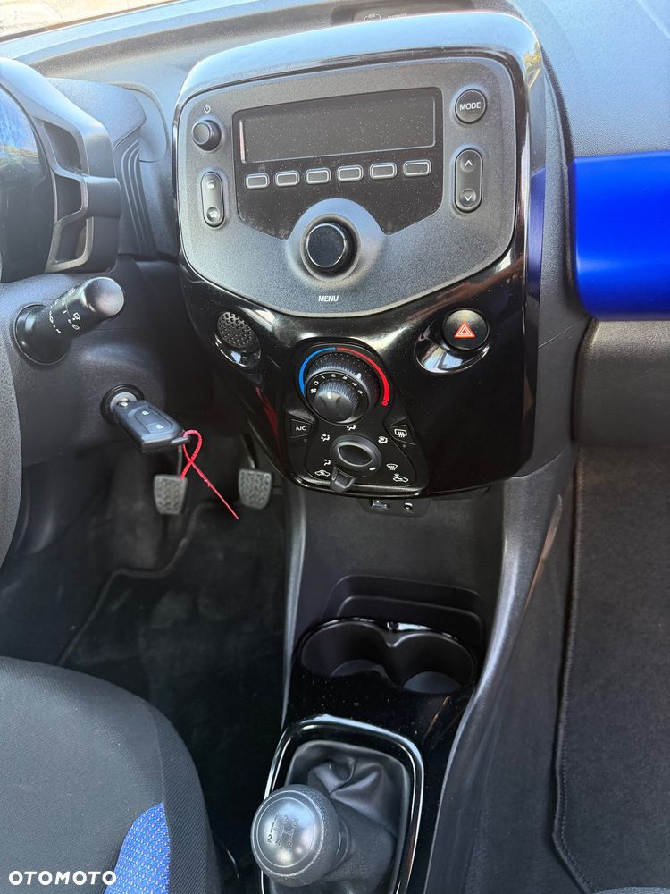 Citroën C1 AIRSCAPE VTi 72 SHINE - 10