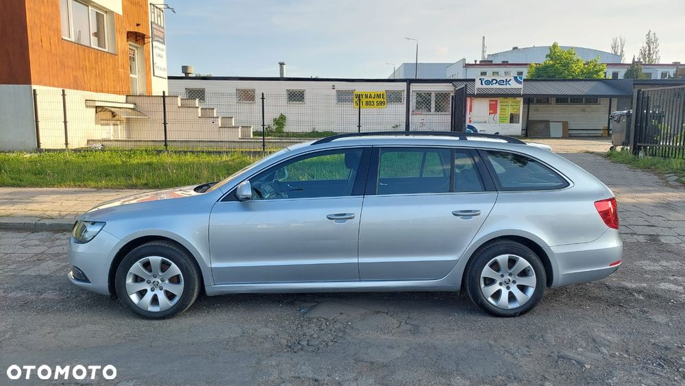 Skoda Superb 1.6 TDI Elegance Greenline - 4