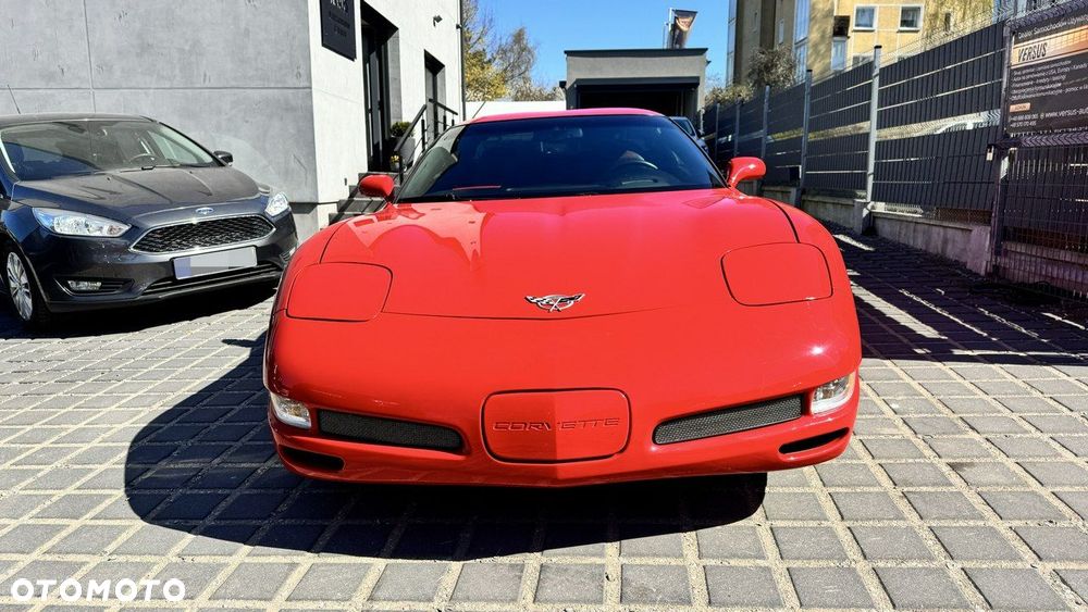 Chevrolet Corvette - 3