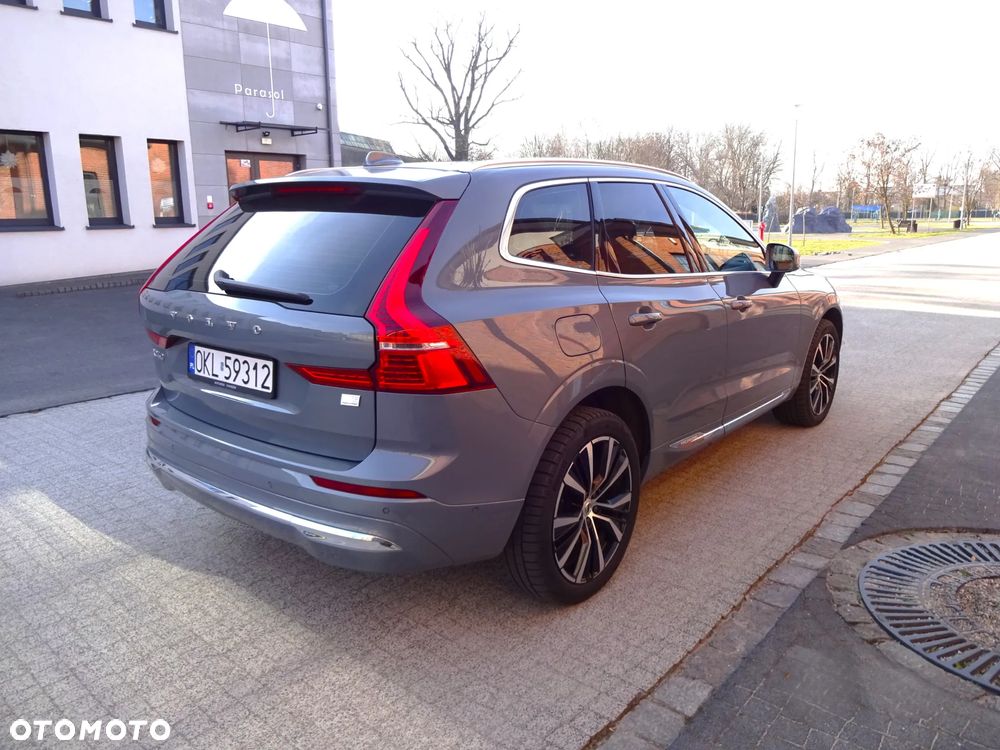 Volvo XC 60 T8 Plug-In Hybrid AWD Ultra Dark - 28