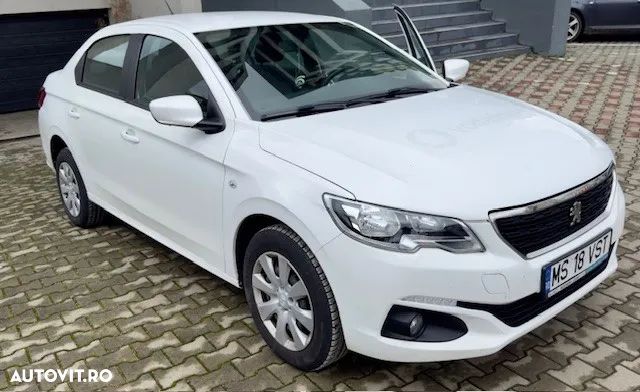 Peugeot 301 1.5 BlueHDI FAP Active - 13