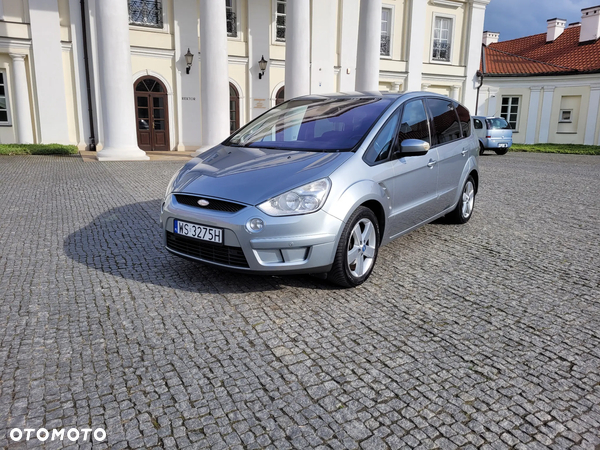 Ford S-Max 2.0 TDCi DPF Titanium