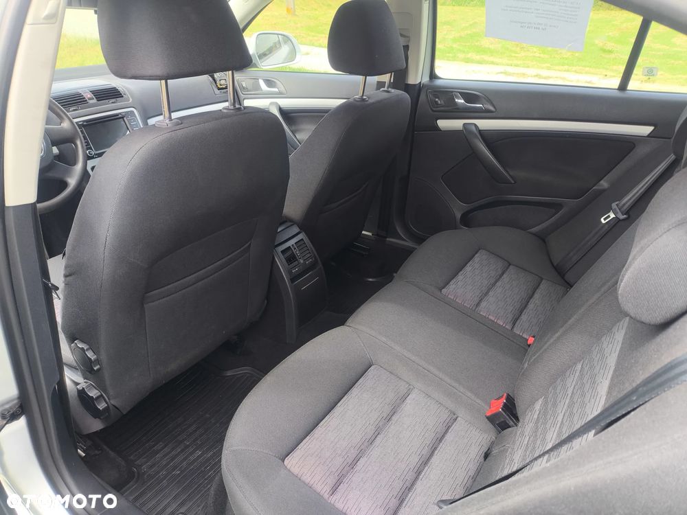Skoda Octavia 1.6 TDI Ambition - 11