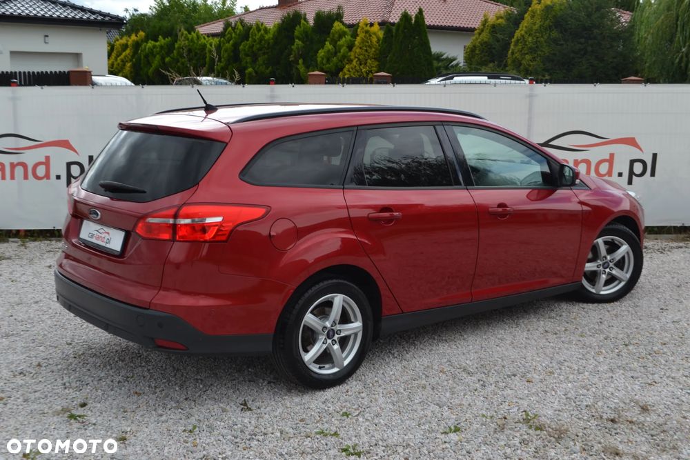 Ford Focus 1.6 TDCi DPF Titanium - 13
