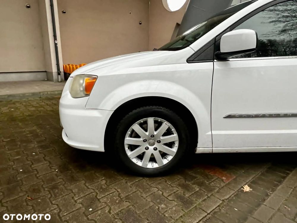 Chrysler Town & Country 3.6 Touring - 19