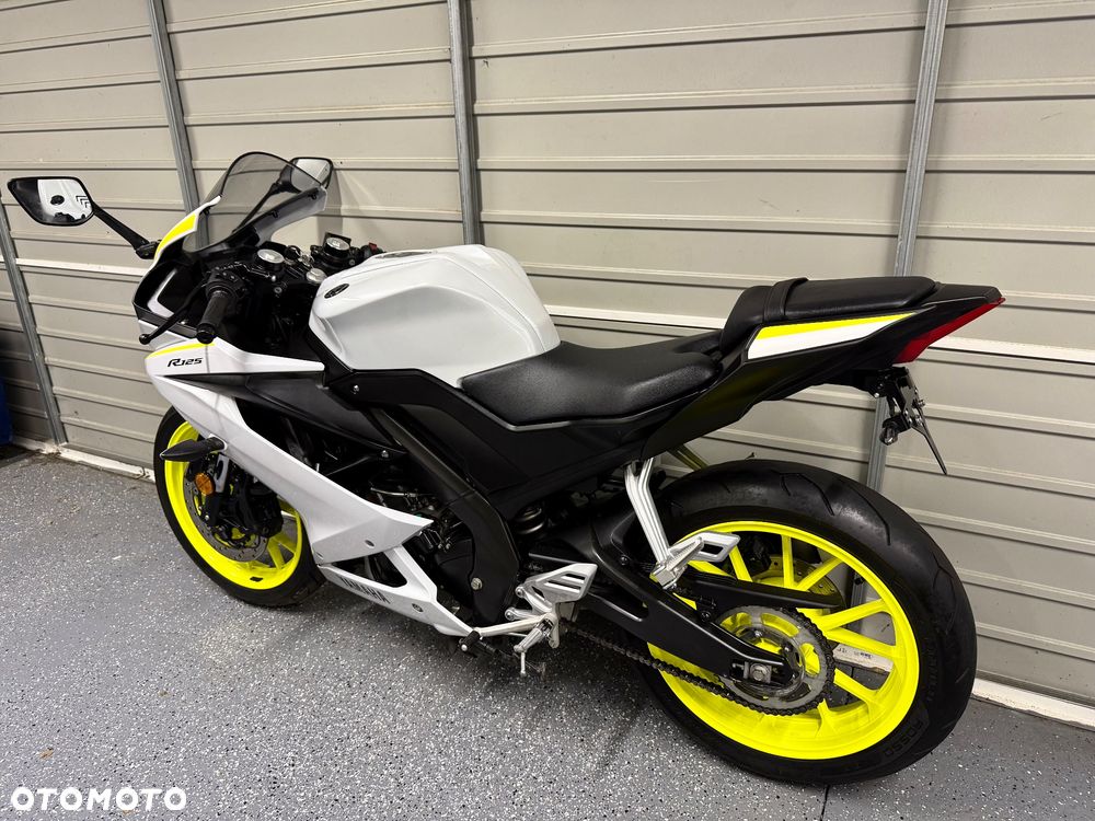 Yamaha R125 - 12