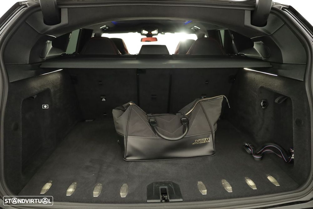 BMW XM Label Red - 35