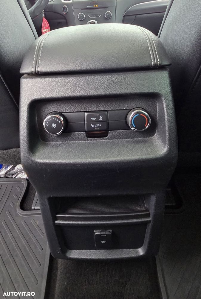 Ford Galaxy 2.0 TDCi Titanium - 19