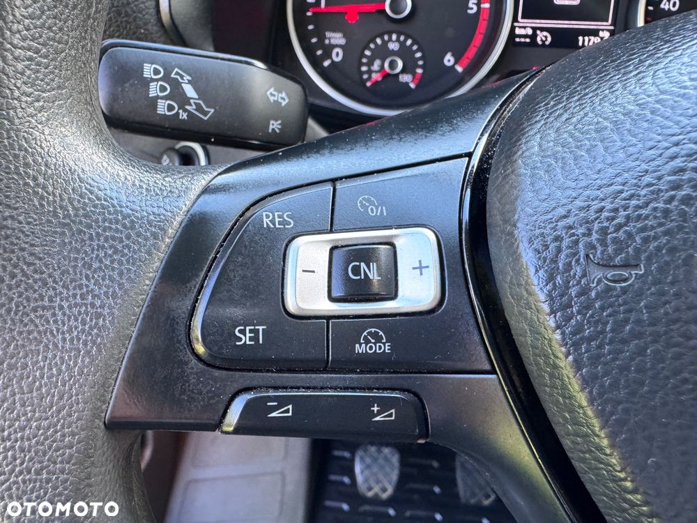 Volkswagen Crafter - 12