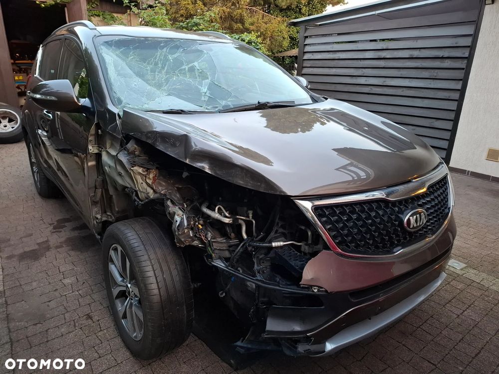 Kia Sportage 2.0 CRDI 4WD Automatik Fifa World Cup Edition - 6