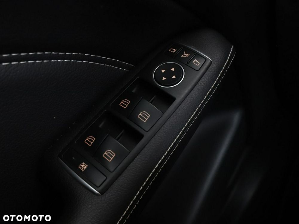 Mercedes-Benz Klasa B 200 7G-DCT UrbanStyle Edition - 34