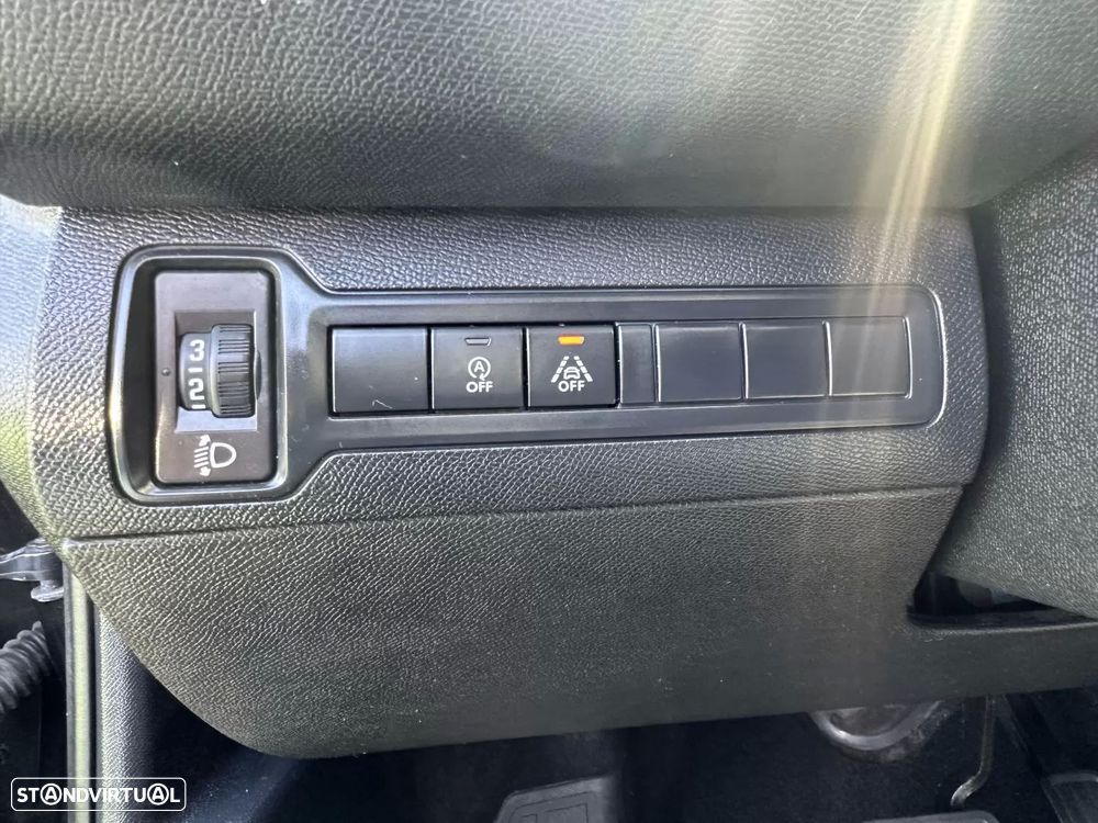 Peugeot 308 SW BlueHDi 130 EAT8 Allure Pack - 25