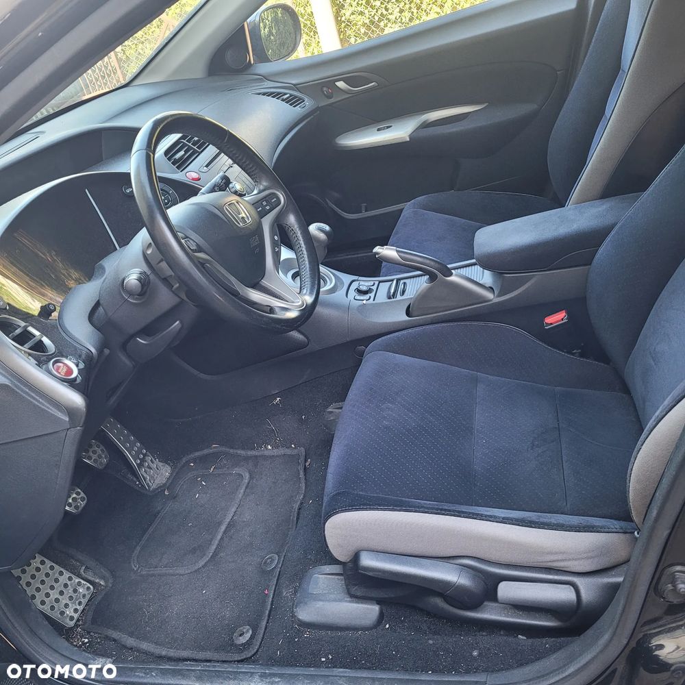 Honda Civic 1.8 Comfort - 9