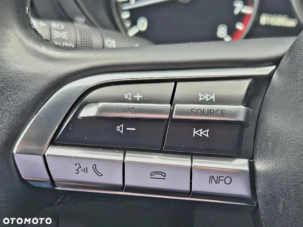 Mazda 3 2.0 mHEV Kai - 17