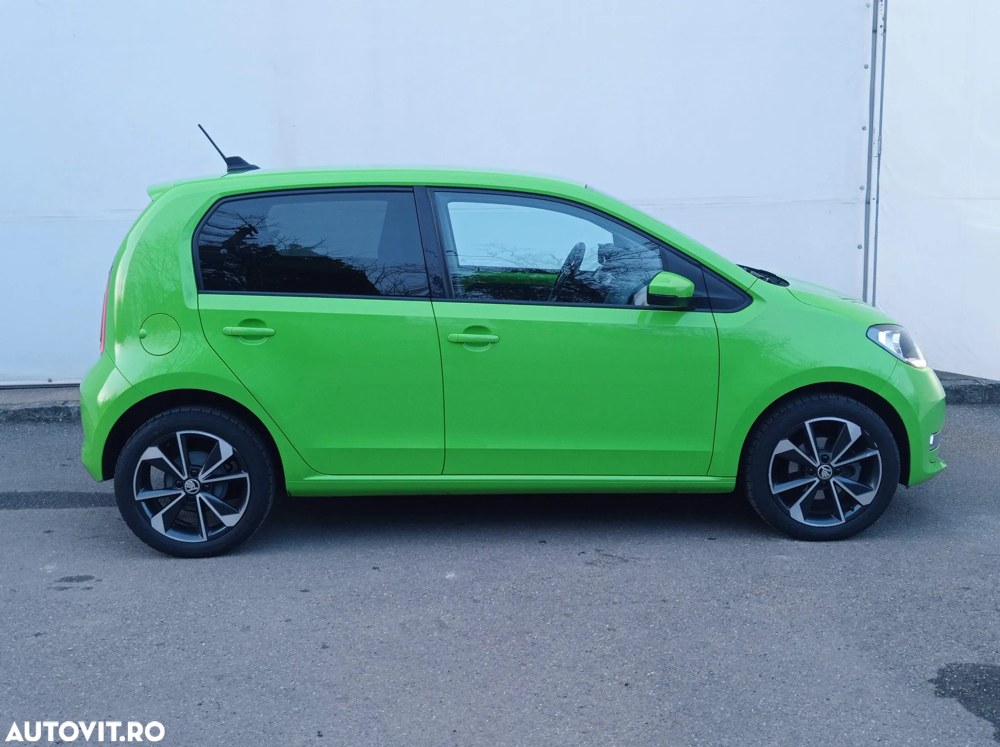 Skoda Citigo CITIGOe iV Style - 8