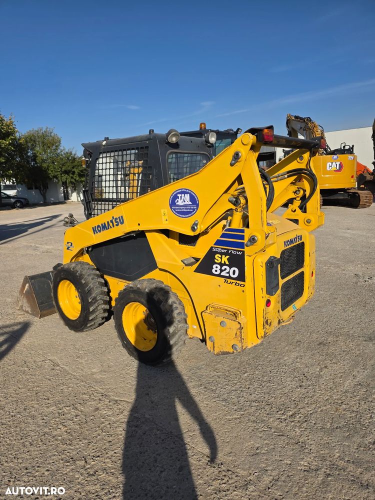 Komatsu SK820-5EO miniincarcator bobcat minivola mini incarcator minibuldo - 3