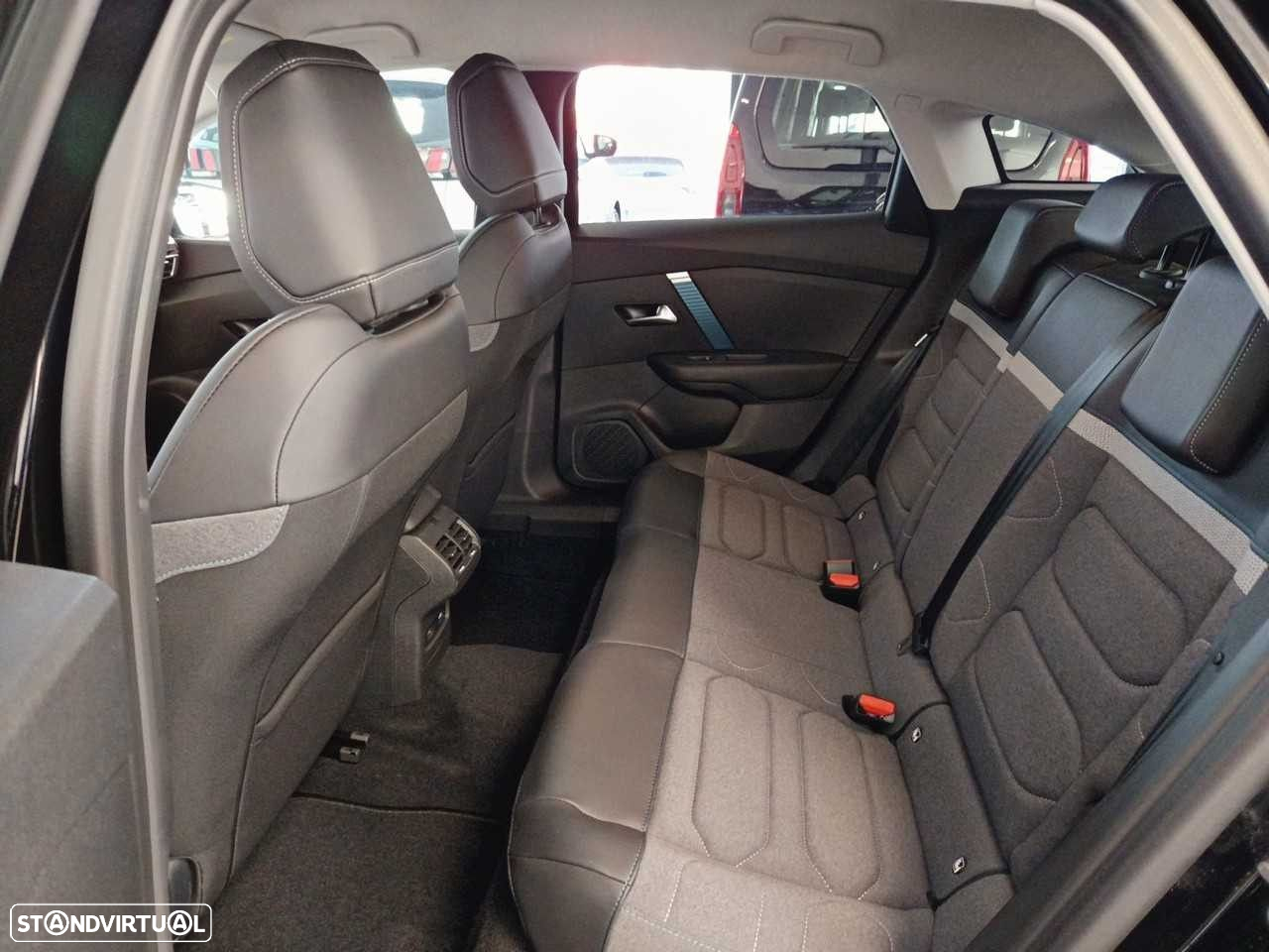 Citroën e-C4 - 10