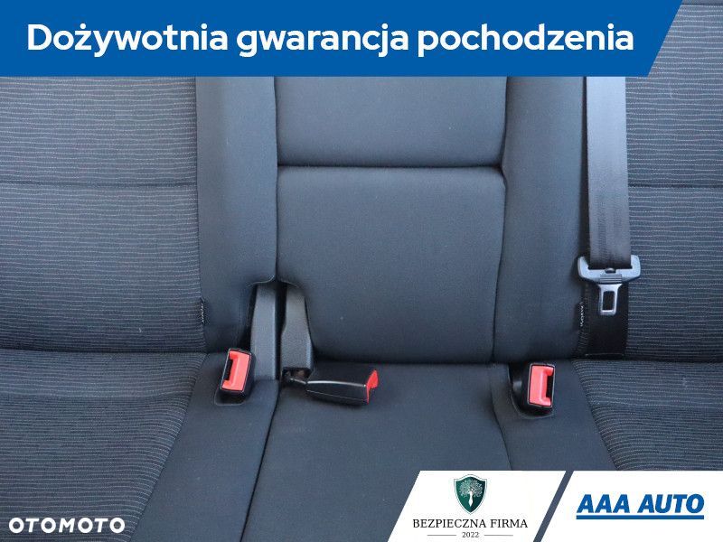 Volkswagen Tiguan - 12