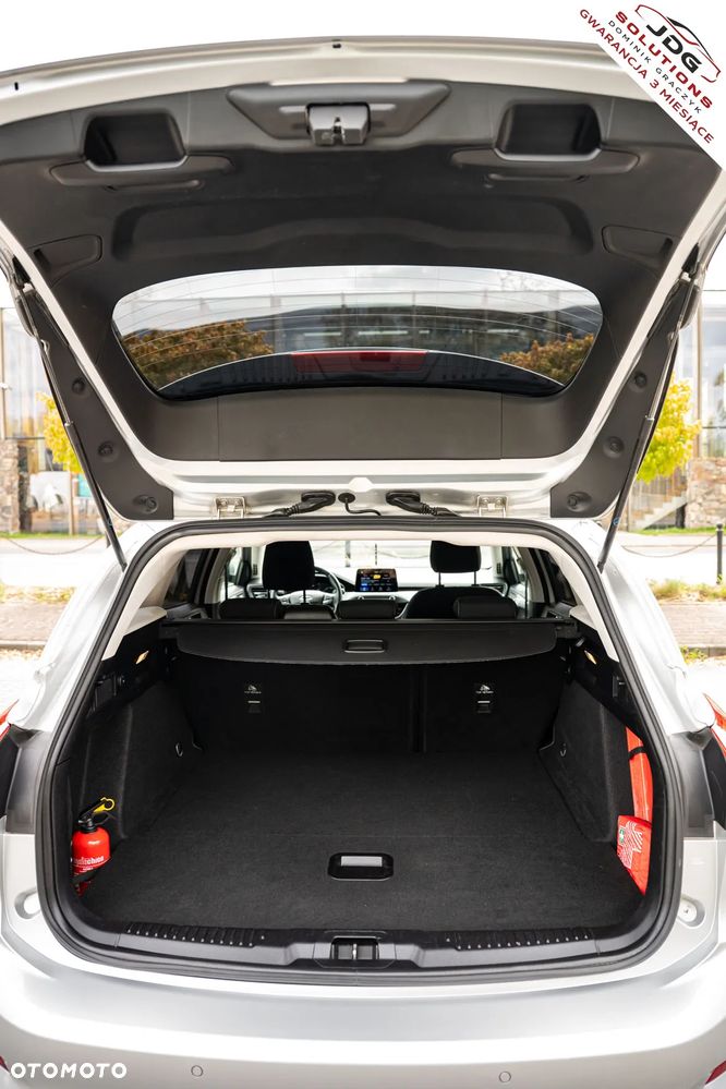 Ford Focus 1.0 EcoBoost Trend - 33