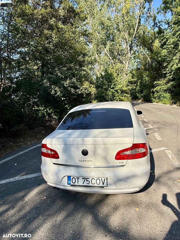 Skoda Superb 1.4 TSI Ambition - 4