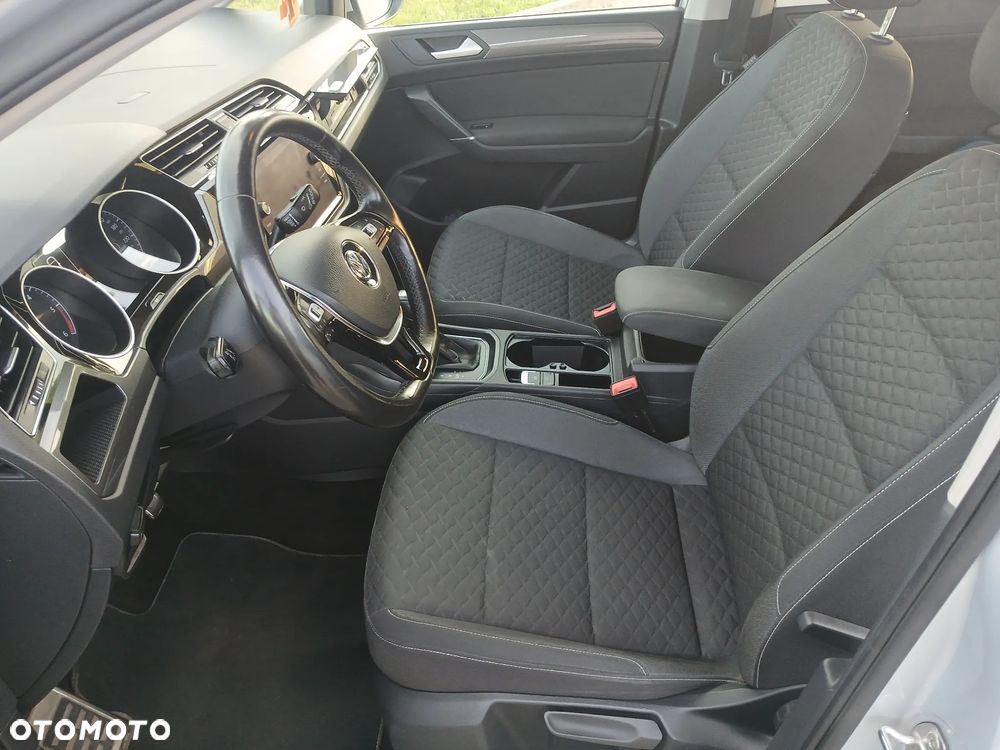 Volkswagen Touran 1.6 TDI SCR (BlueMotion Technology) DSG Comfortline - 20