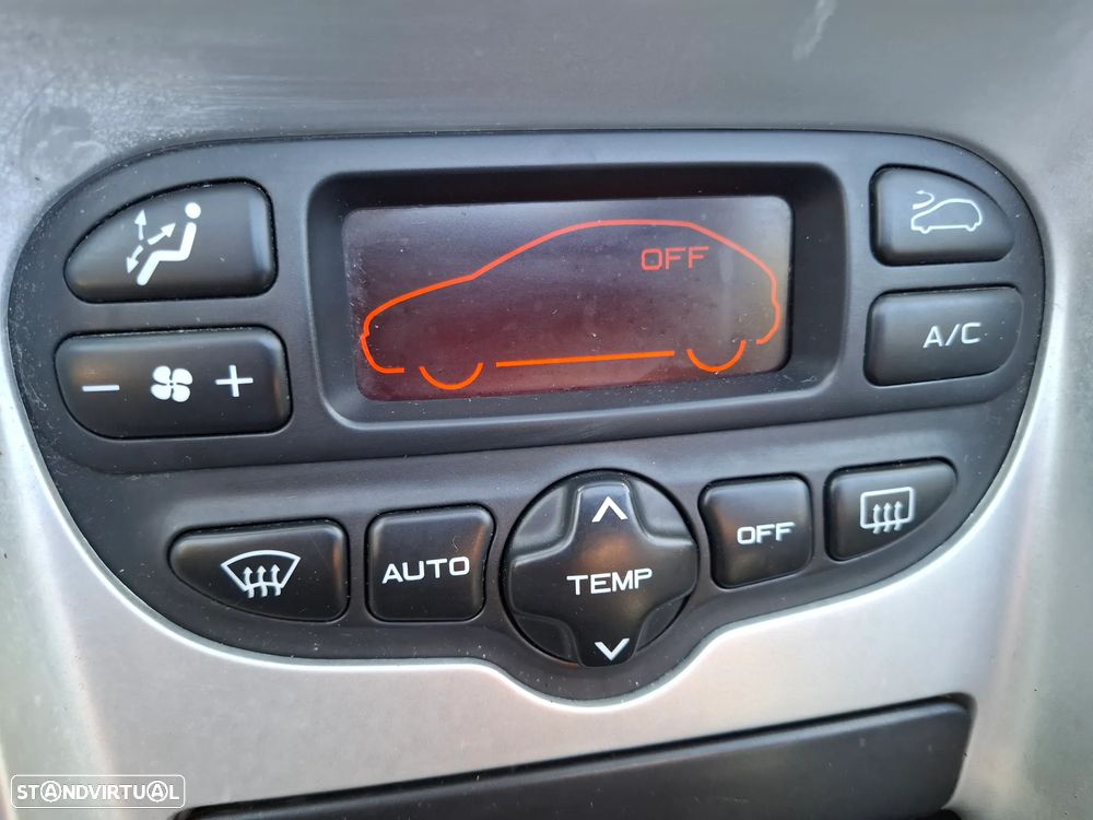 Peugeot 307 CC 1.6 Dynamique - 8