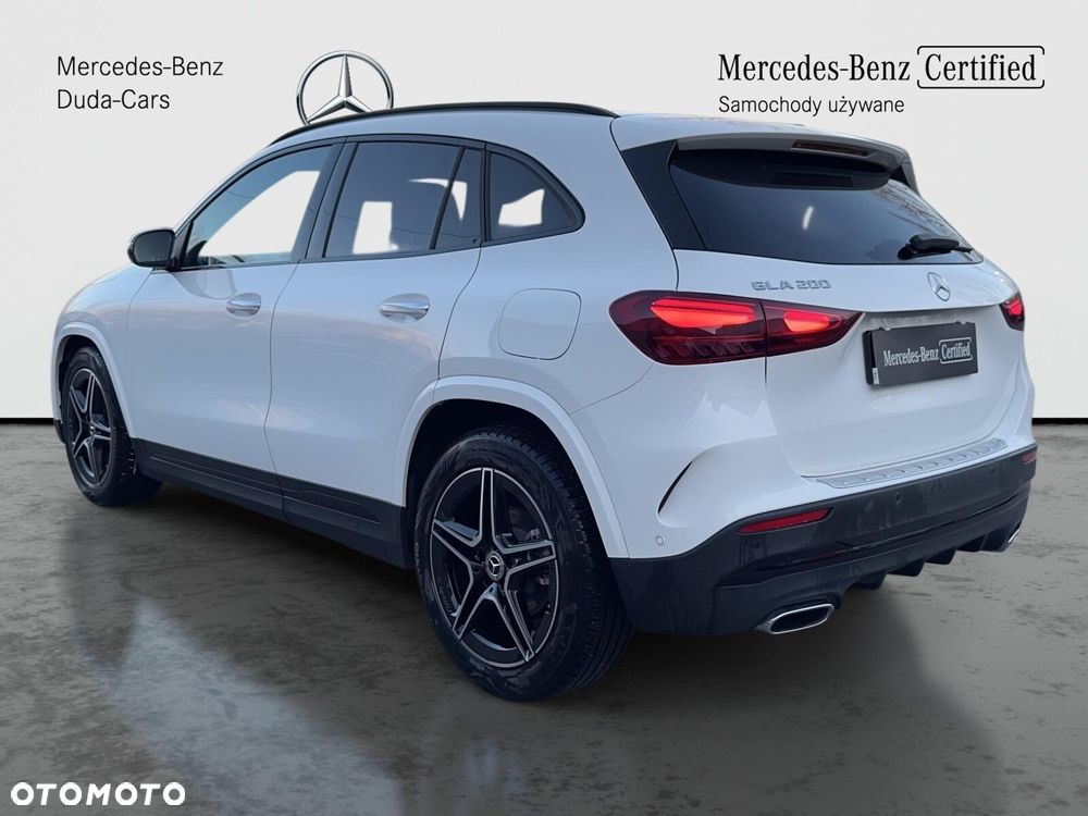 Mercedes-Benz GLA 200 AMG Line - 8