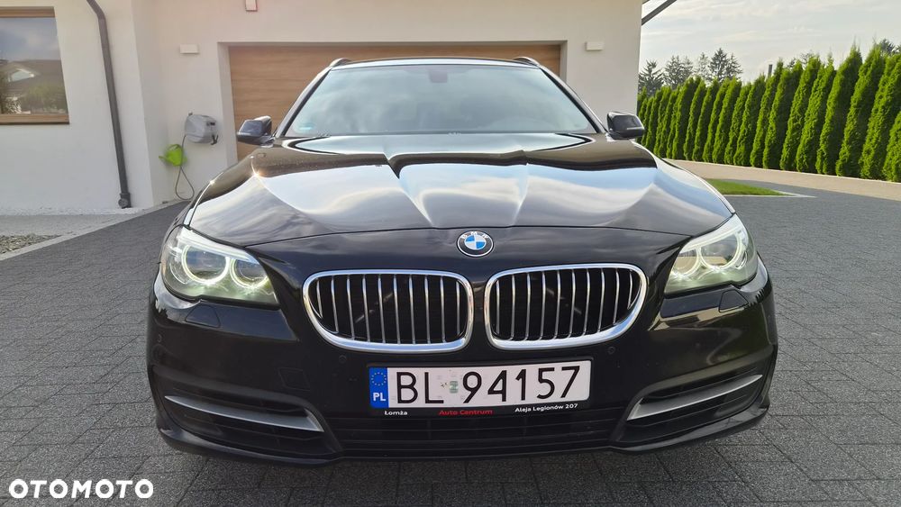 BMW Seria 5 520d - 32