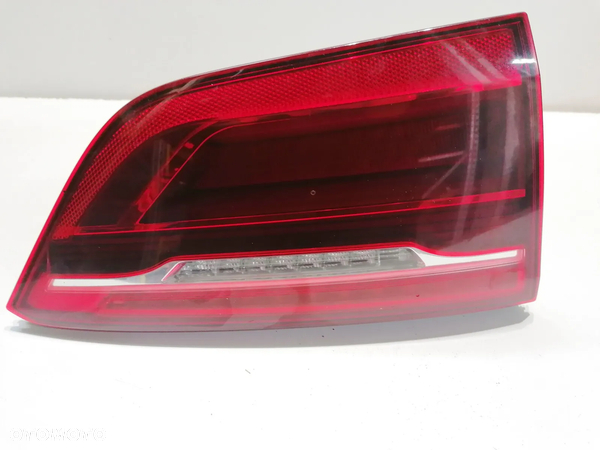 BMW X6 X6M F16 15r  LAMPA W KLAPĘ LEWY TYŁ 2576427