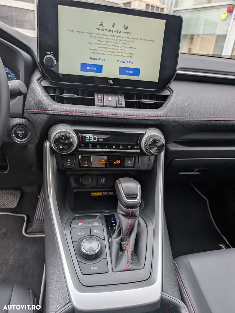 Toyota RAV4 2.5 PHEV VVT-iE 4x4 Style Bi-Tone - 14