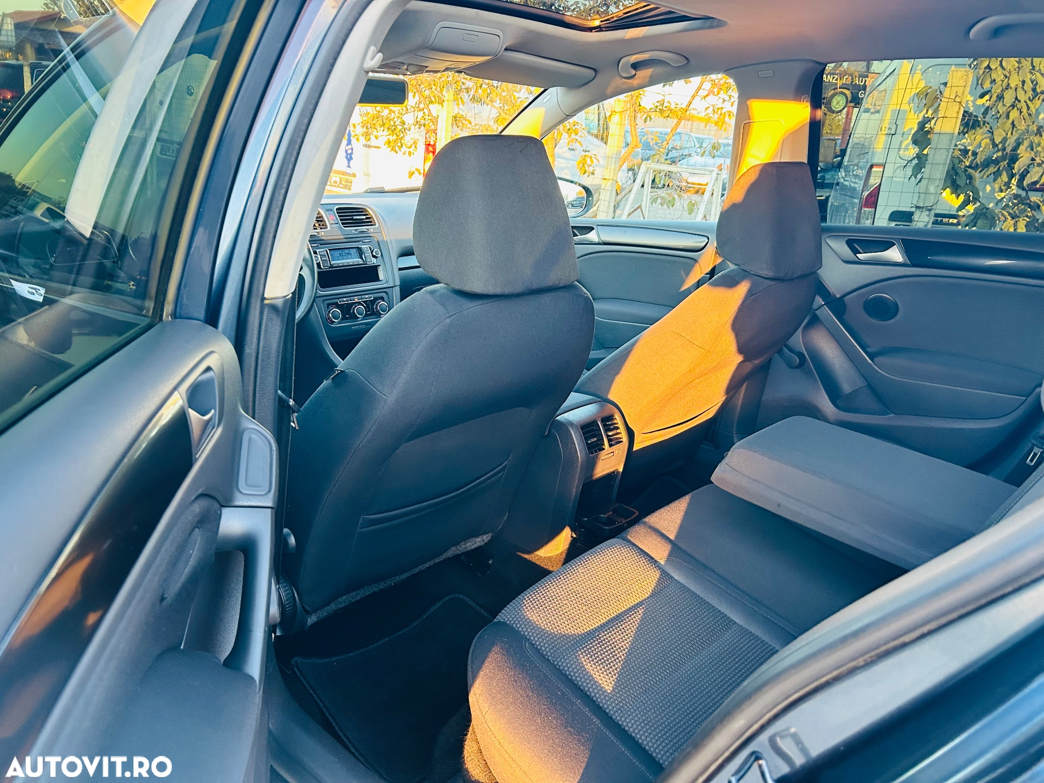 Volkswagen Golf 1.4 TSI Comfortline DSG - 12