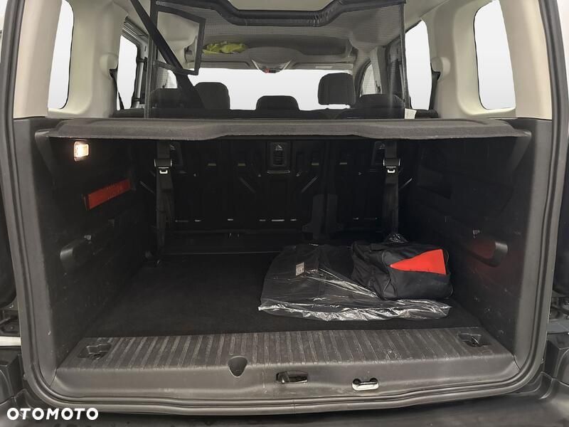 Toyota Proace City Verso 1.5 D-4D Combi - 19