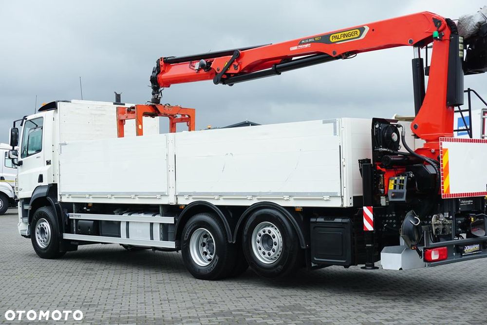 DAF CF / 480 / 6 X 2 / SKRZYNIOWY + HDS / PALFINGER PK 22 001L / OŚ SKRĘTNA / CHWYTAK - 30