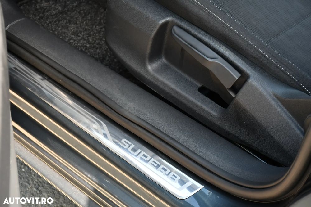 Skoda Superb 1.6 TDI Ambition - 20