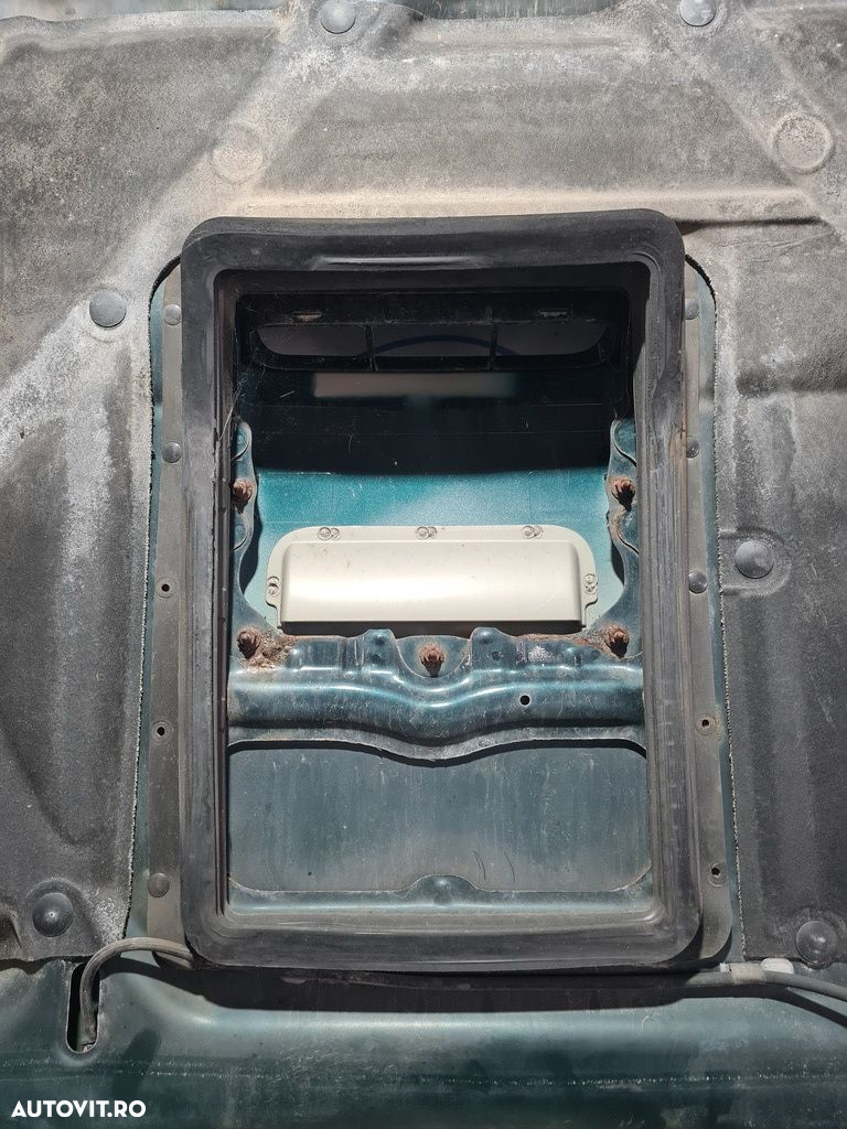 Capota Toyota Hilux 2010 - 2015 SUV 4 Usi VERDE (671) CU DEFECTE - 8
