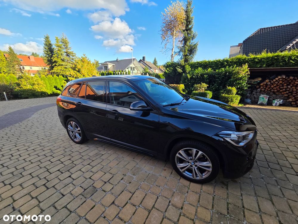 BMW X1 xDrive20i xLine - 1