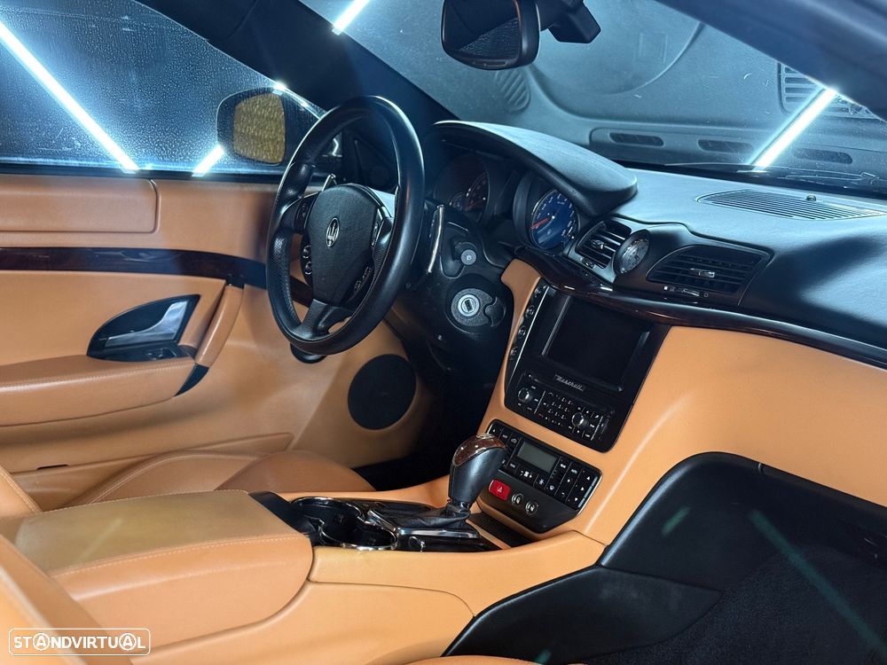 Maserati Granturismo - 18