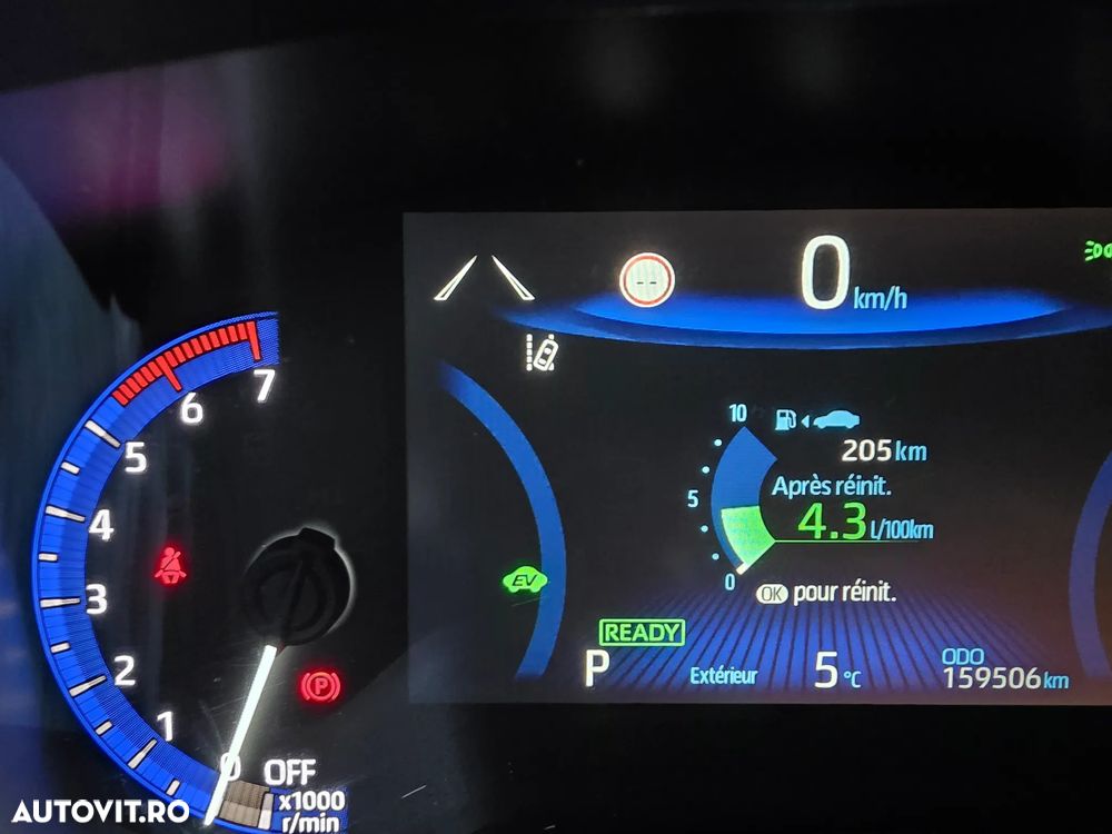 Toyota Corolla 1.8 Business Edition - 32