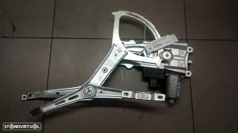ELEVADOR DE VIDRO FRONTAL DIREITO OPEL ASTRA H 2004 - 12