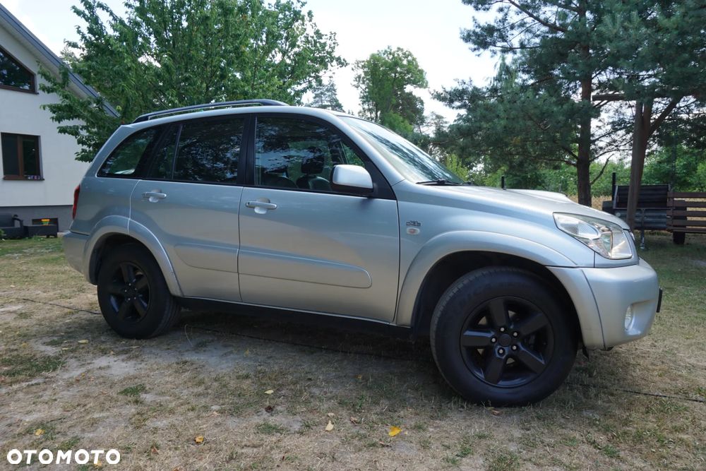 Toyota RAV4 D-4D 4x4 Executive - 11