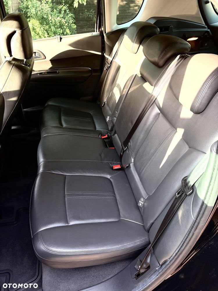 Peugeot 3008 1.6 Premium+ - 18